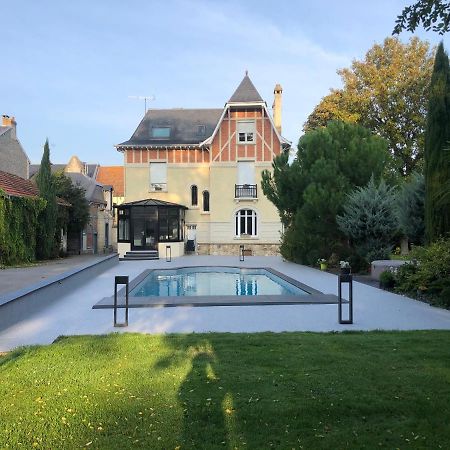 Готель Le Pavillon De Nathalie Isles-sur-Suippe Екстер'єр фото
